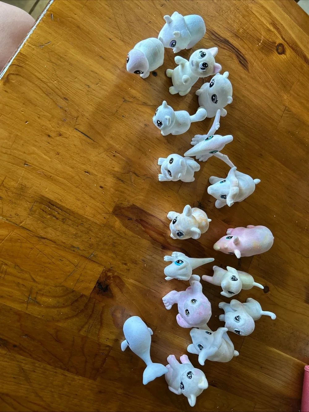 Crayola Pastel White and Light Pink Small Pet colorable Figurine Lot of 17